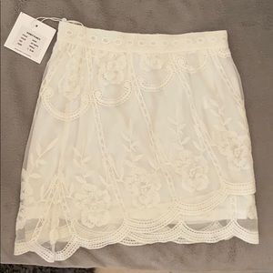 Honey Punch offwhite skirt